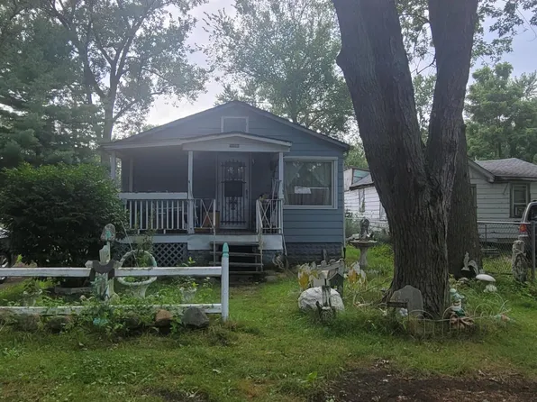 4660 Hayes St, Gary, IN 46408