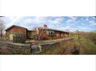 390 Middle St, Amherst, MA 01002