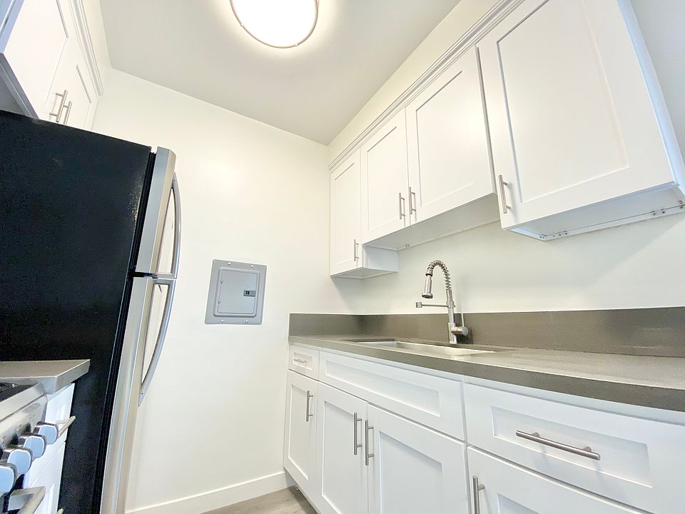 1st image of 12767 Pacific Ave APT 6