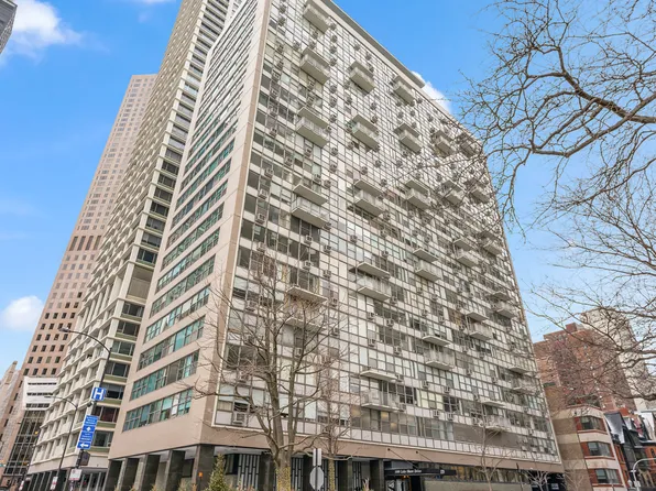 (undisclosed Address), Chicago, IL 60611