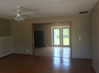 718 Bald Knob Rd, New Albany, IN 47150