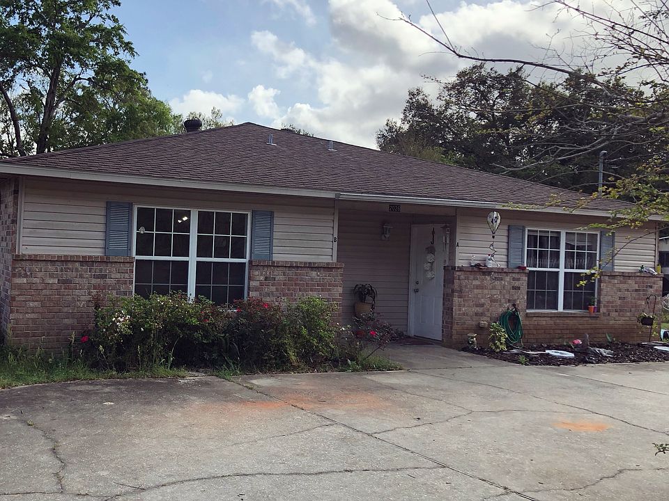 1st image of 2026 N Roberts Cir #A