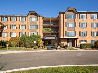 1116 S New Wilke Rd APT 405, Arlington Heights, IL 60005
