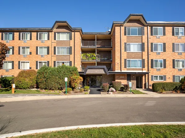 1116 S New Wilke Rd APT 405, Arlington Heights, IL 60005