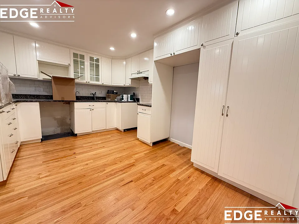 39 Englewood Ave #6