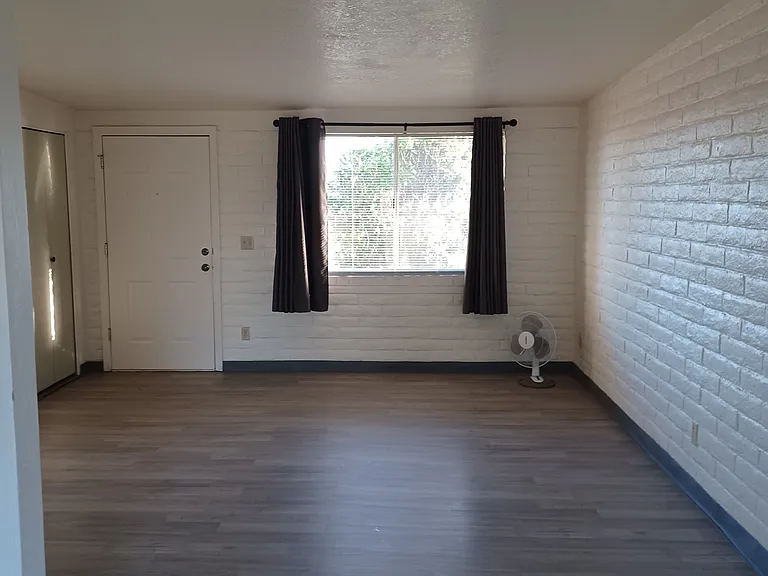 2032 Santa Catalina Dr — Photo 5