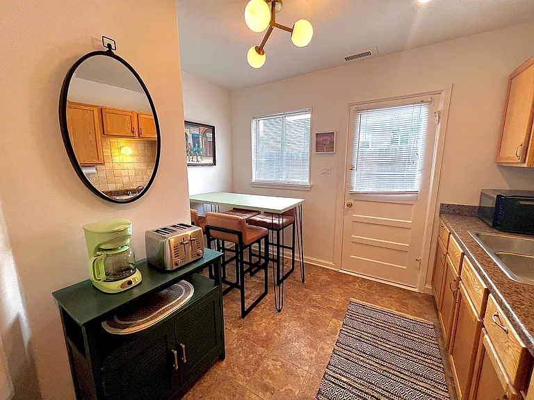 1137 E Ramona Ave — Photo 12
