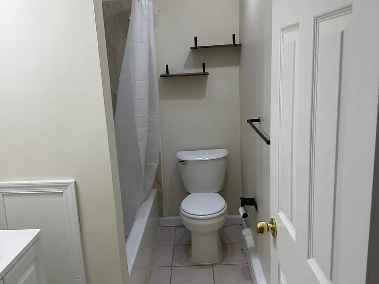 6133 Elmwood Ave — Photo 14
