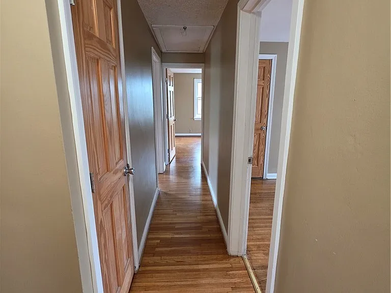351 Stillwell Ave — Photo 8