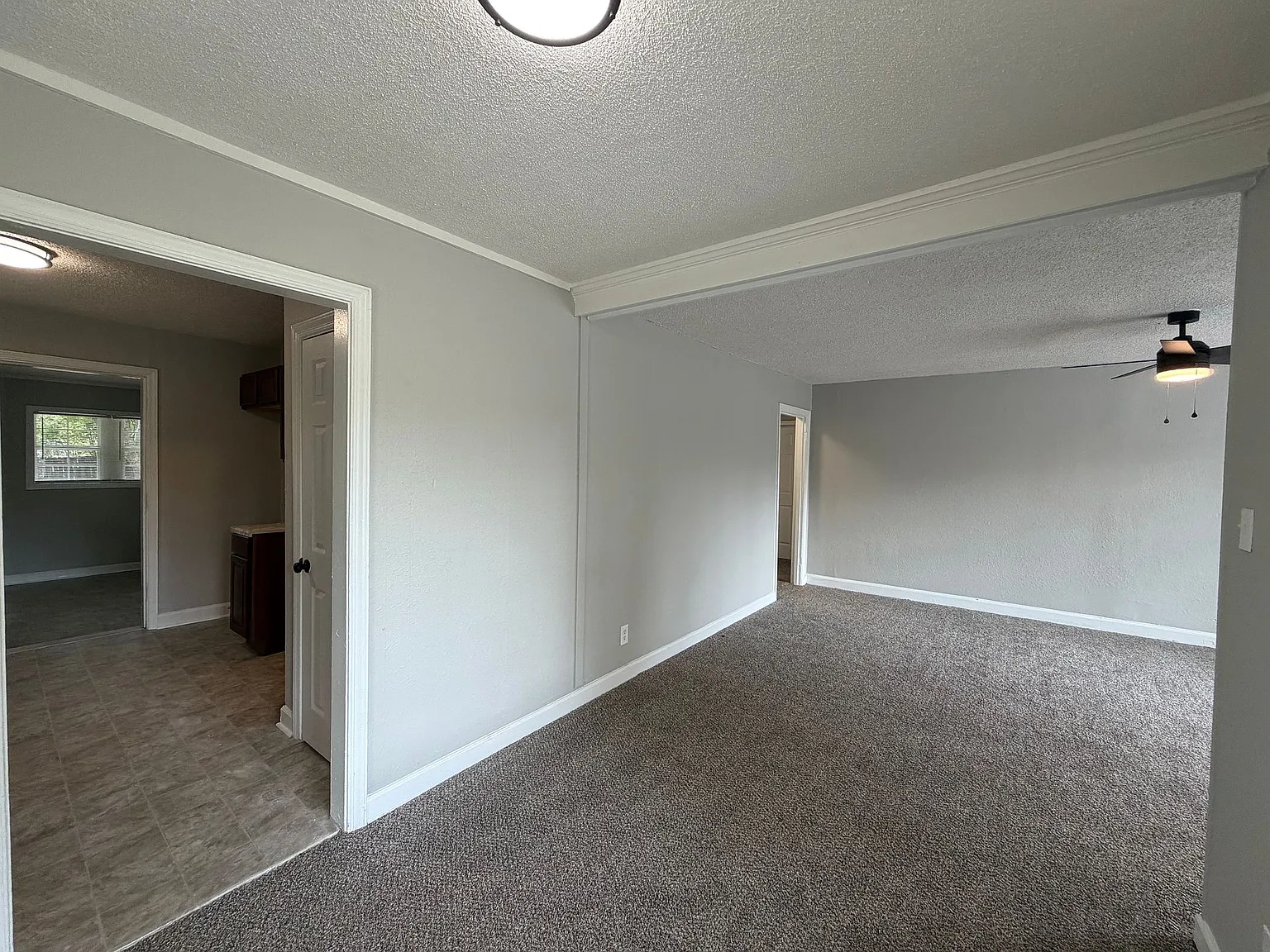 3605 Terrace Dr — Photo 2