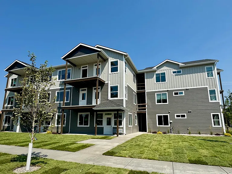 Johnson Street Apartments — Photo 10