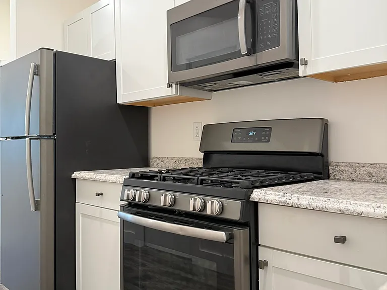 41 Furman Ave #5 — Photo 30