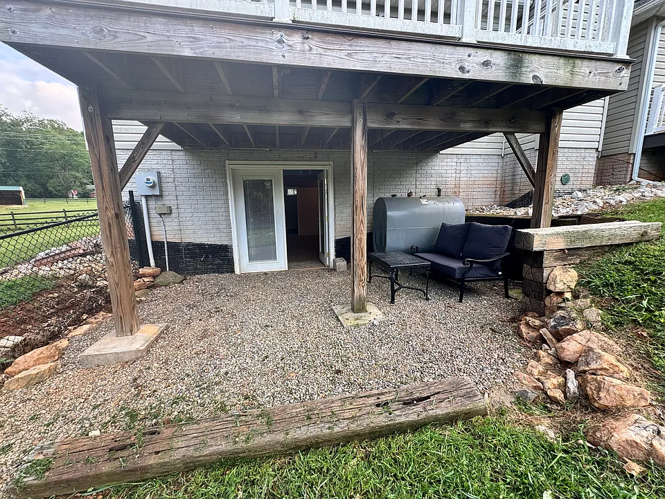 1491 Boxwood Farm Rd