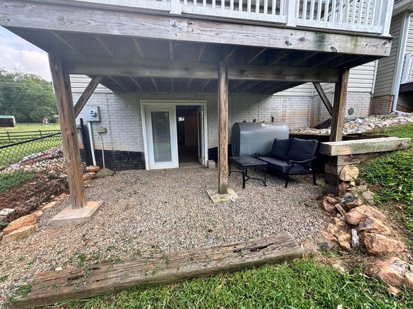 1491 Boxwood Farm Rd