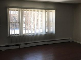 4945 Douglas Rd APT 3N, Downers Grove, IL 60515