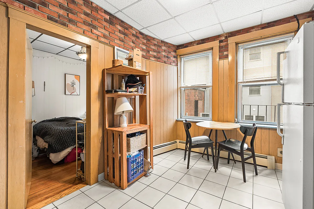 Building Photo - 4 Baldwin Pl #3