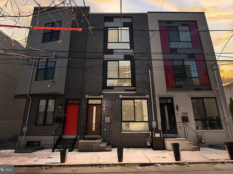 1528 W Seybert St — Photo 49