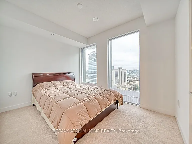 238 Simcoe St #2003 — Photo 14
