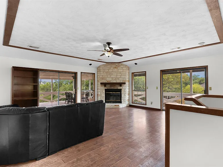 21205 National Dr — Photo 10