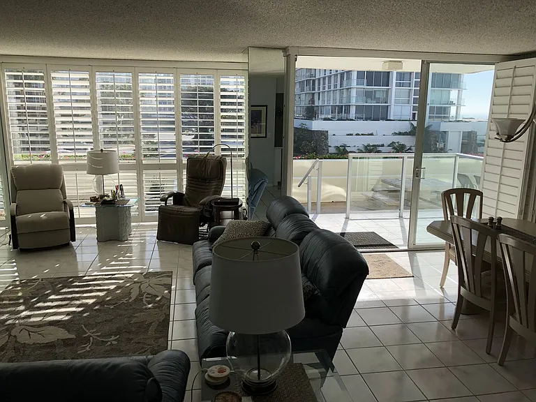 1730 Avenida Del Mundo #110 — Photo 23