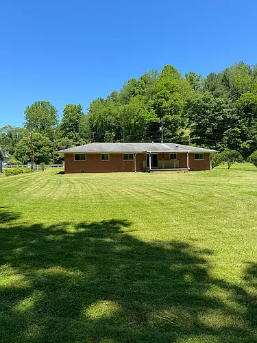 820 Paw Paw Creek Rd Photo 1