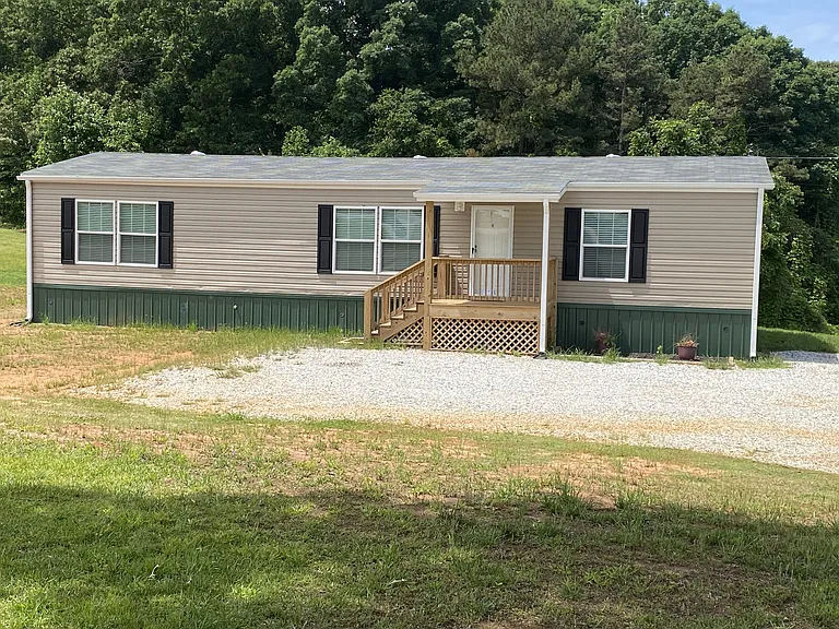 6443 Highway 145 — Photo 1