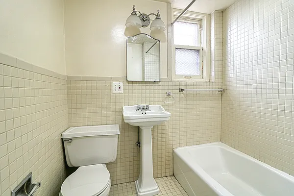 Rented by OOAKB&F INC | media 15