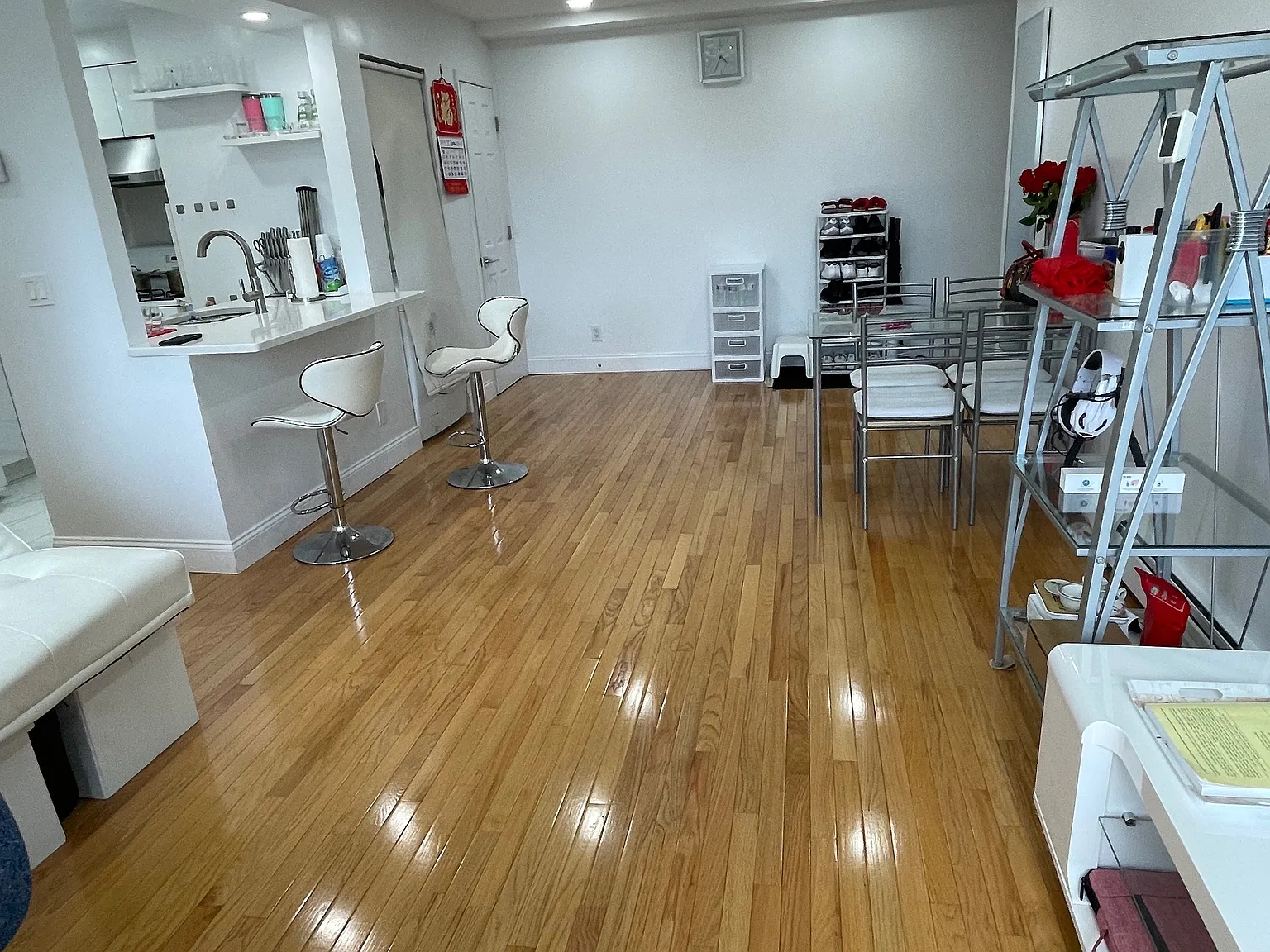 2 bed, 1188 sqft, $3,200 — Photo 1