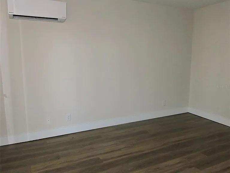 2709 Arc Dr — Photo 32