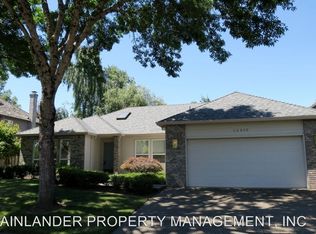 28655 SW Sandalwood Dr, Wilsonville, OR