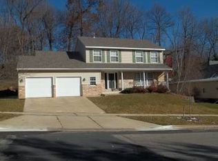 2219 Fox Valley Dr SW, Rochester, MN 55902