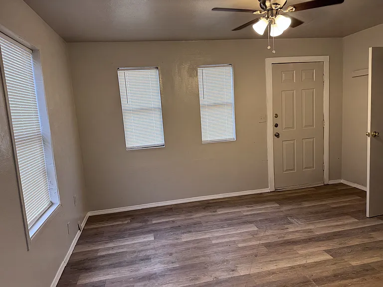 5916 Austin Ave — Photo 4