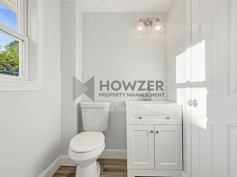 35 Riverside Dr #2R — Photo 7
