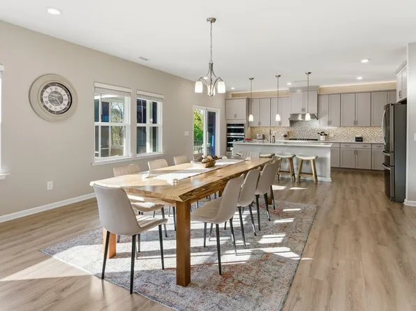 3469 Jordan Manors Dr, New Hill, NC 27562