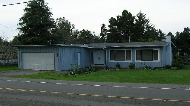 1st image of 3140 Lake Earl Dr