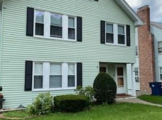 44 Redlands Rd FLOOR 2, West Roxbury, MA 02132