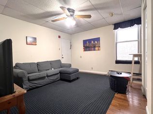 4257 Main St APT 2R, Philadelphia, PA 19127