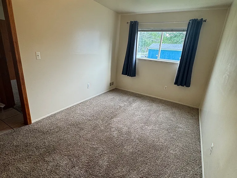 2180 Hamata St — Photo 22