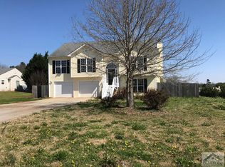 1564 Langdon Park Dr, Winder, GA 30680