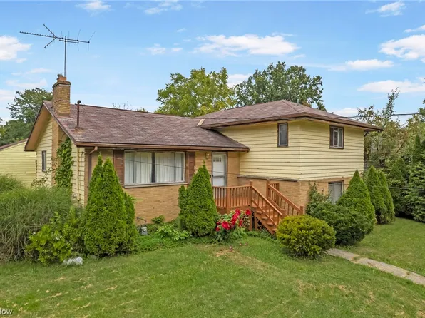 656 W Highland Ave, Ravenna, OH 44266