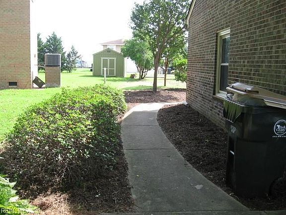 4th image of 124 Buckingham Dr