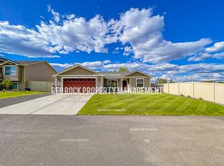 18431 E Selkirk Estates Rd, Greenacres, WA 99016