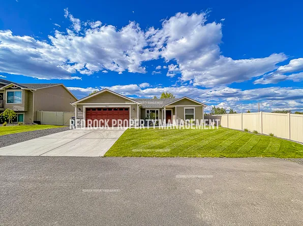 18431 E Selkirk Estates Rd, Greenacres, WA 99016
