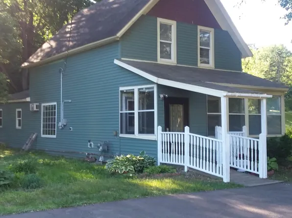 444 S Vincent St, Saint Croix Falls, WI 54024