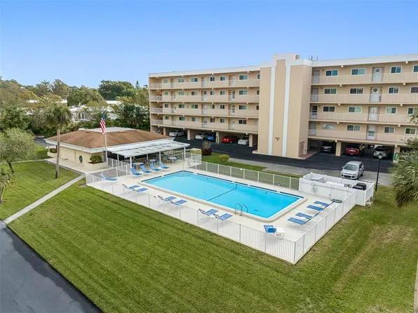 9490 Harbor Greens Way APT 501, Seminole, FL 33776