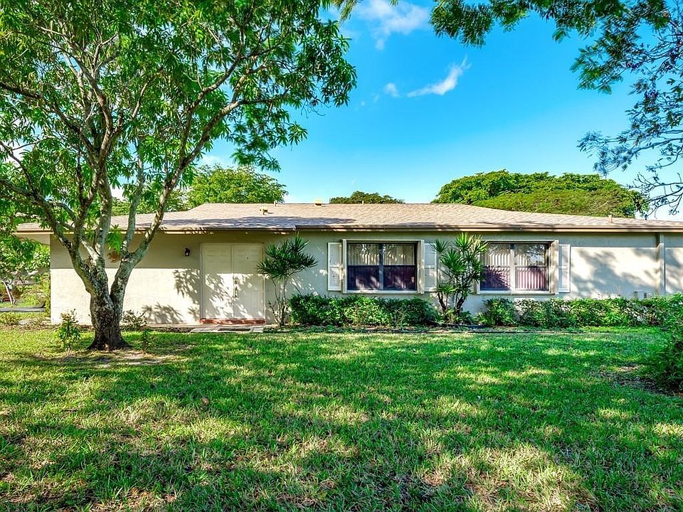 1st image of 1525 Palmland Dr