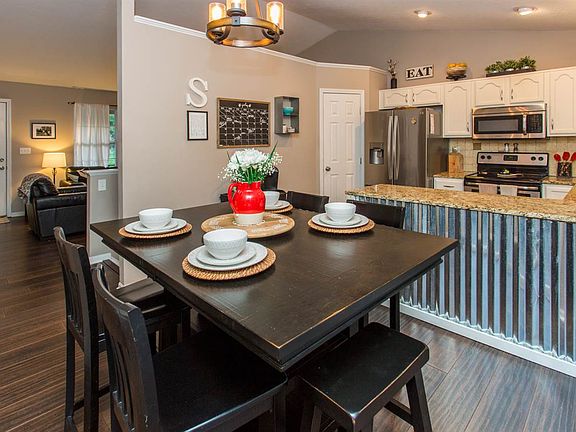 5th image of 5387 Valleycreek Dr