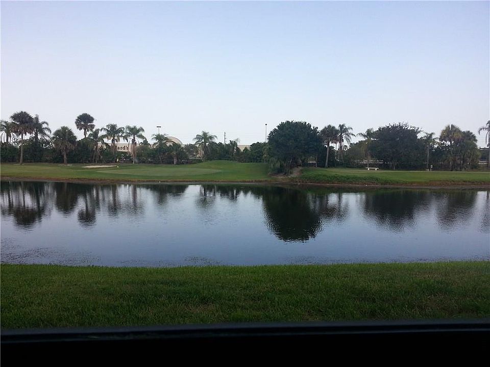 1st image of 38 Plantation Dr APT 106