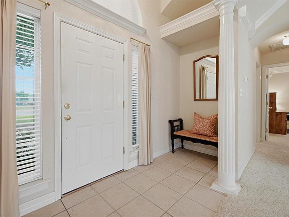5th image of 2507 Renaissance Cir