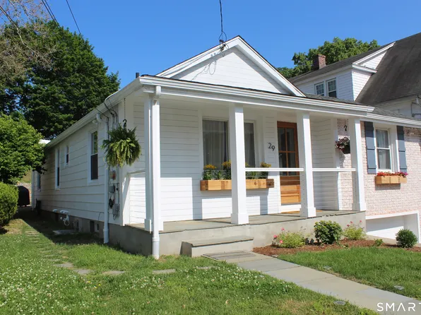 29 Quintard Terrace, Stamford, CT 06902